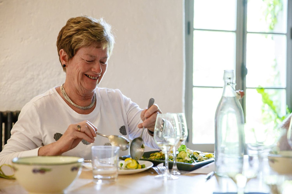 Caparccio de courgettes avec légumes et chèvre frais