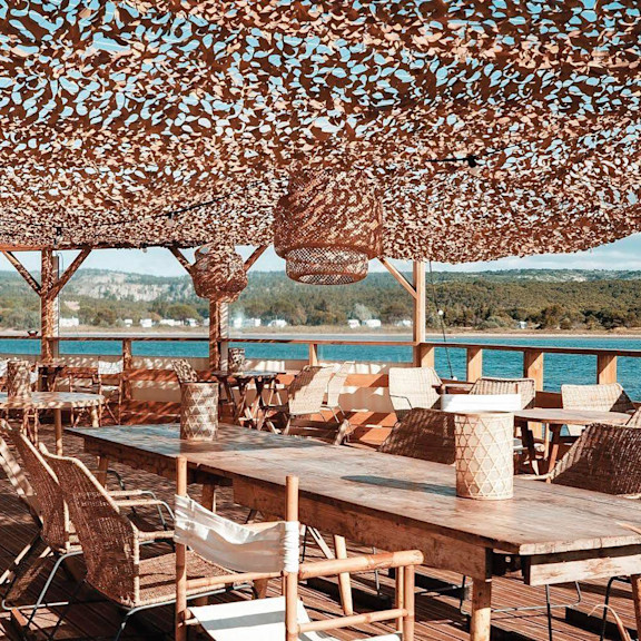 © Mamamouchi Gruissan