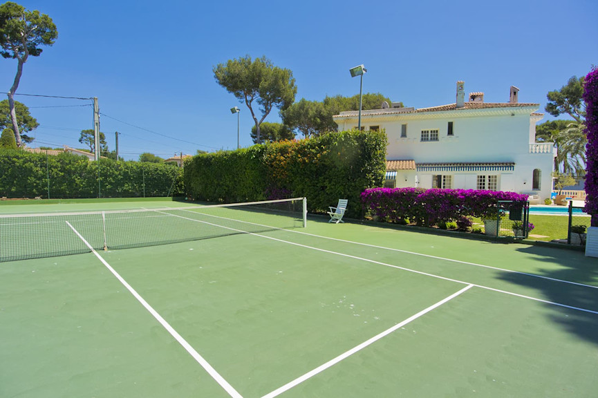 Private tennis court