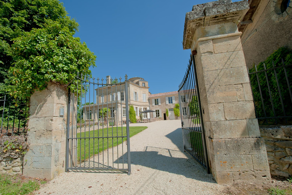 Château Entre-Deux-Mers