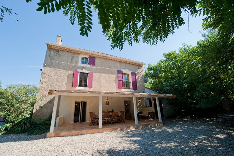 Maison de vacances en Languedoc offrant des bornes de recharge pour voitures électriques