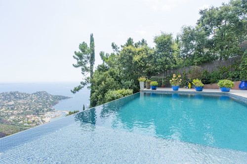 Villa Saint-Martin, with perfect pool