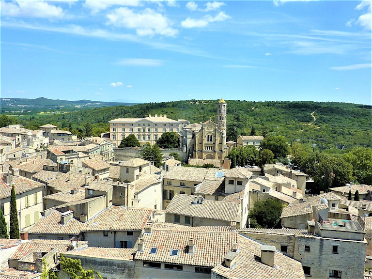 Uzès