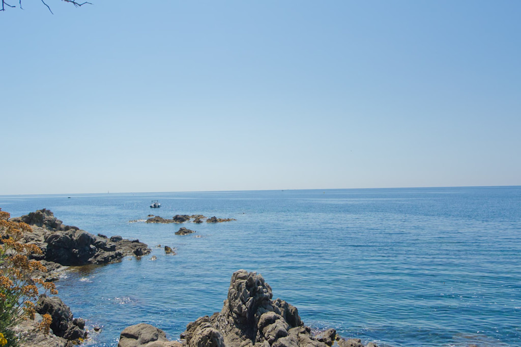 Vue sur la mer Méditerranée