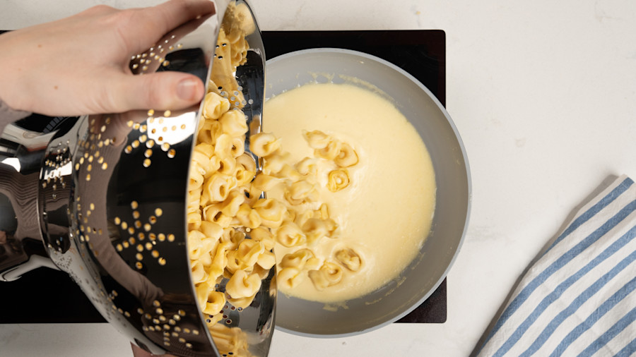 Barilla® Tortellini Mac & Cheese with Italian Cheeses Recipe Step 4