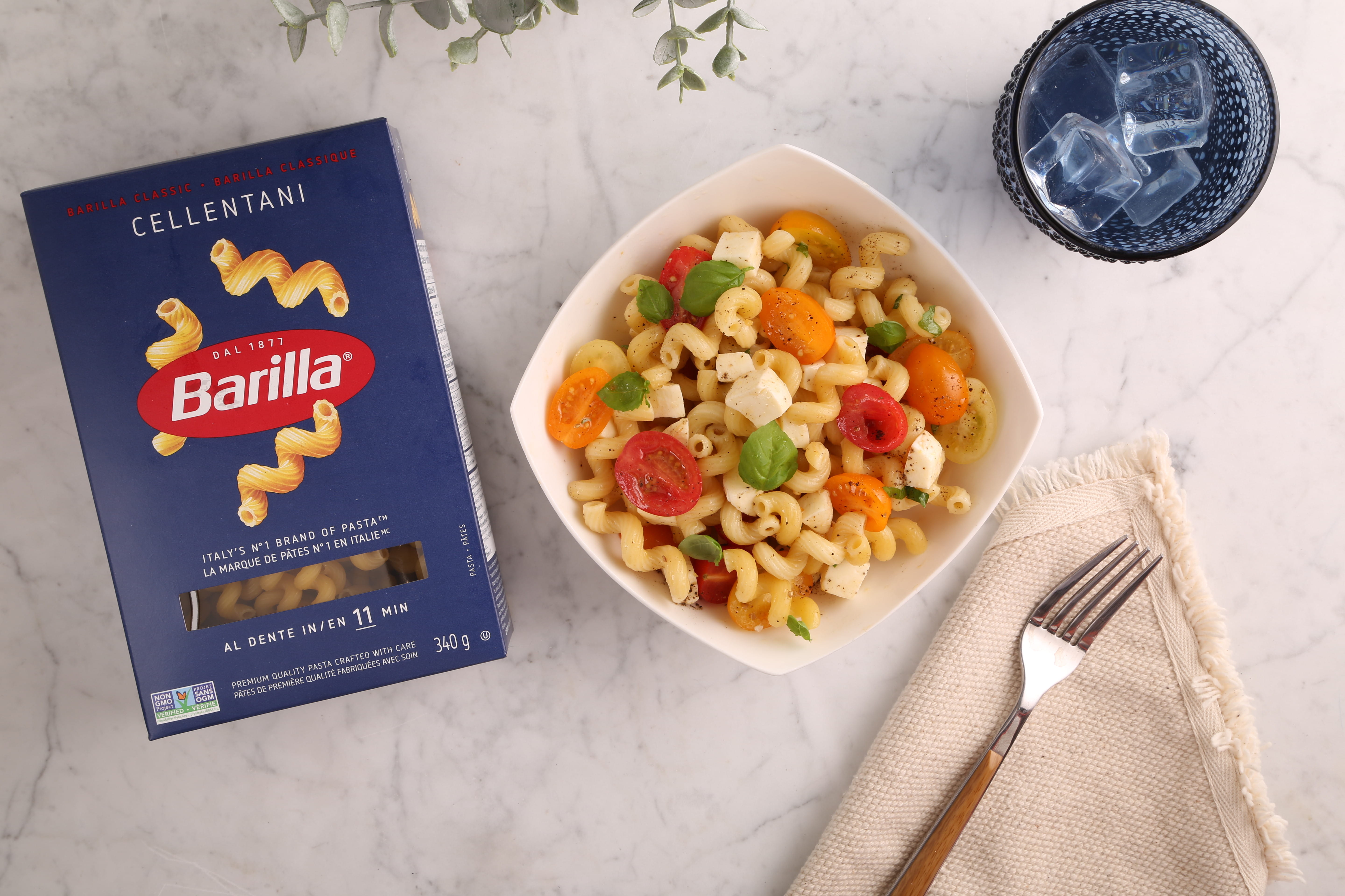 Cellentani Pasta with Sautéed TriColour Bell Peppers, Shallot and