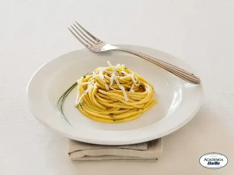 Thick Rectangular Spaghetti Thick Spaghetti with Herbs and Pecorino Recipe | Barilla