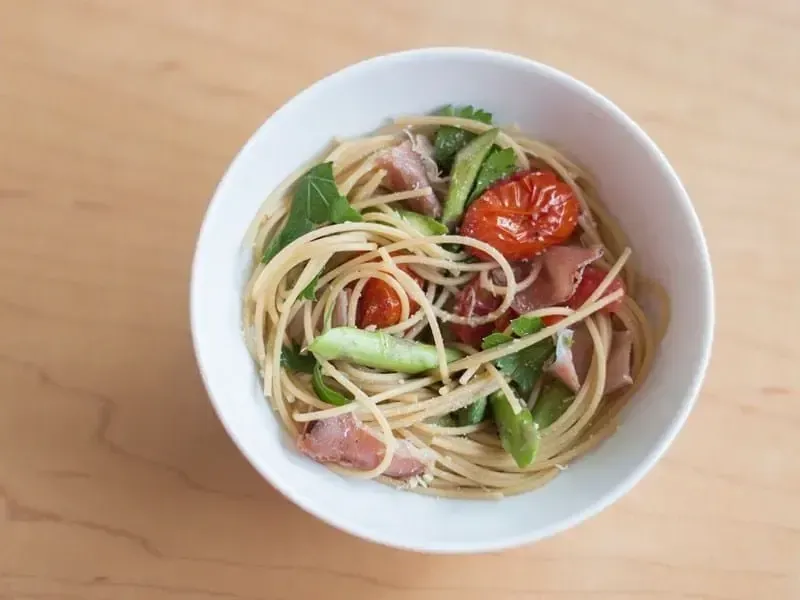 Whole Grain Spaghetti with Crispy Pancetta and Asparagus | Barilla