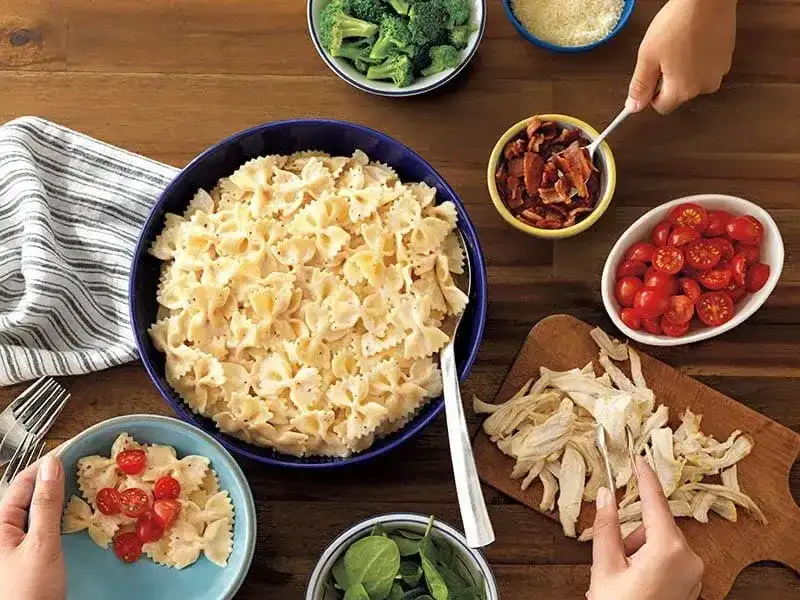 Farfalle Alfredo Pasta Bar