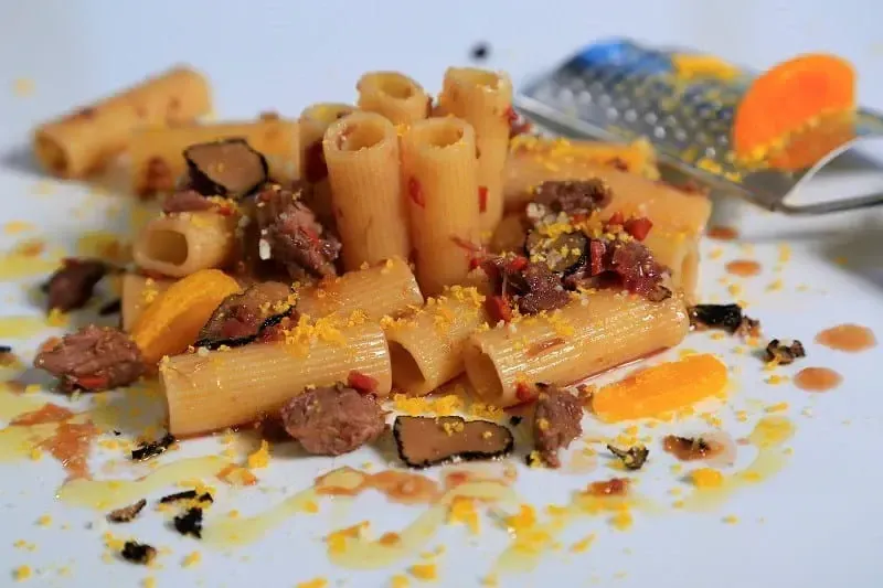 Rigatoni with Short Ribs Ragout, Black Truffles and Cured Yolk | Barilla