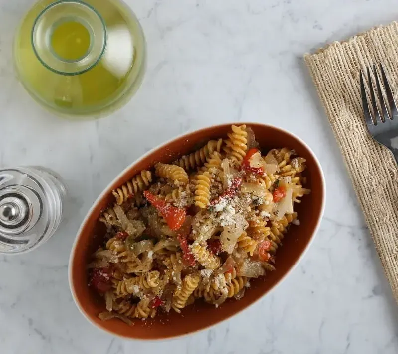 Chickpea Rotini with Caramelized Onions Roasted Peppers Capers & Thyme | Barilla