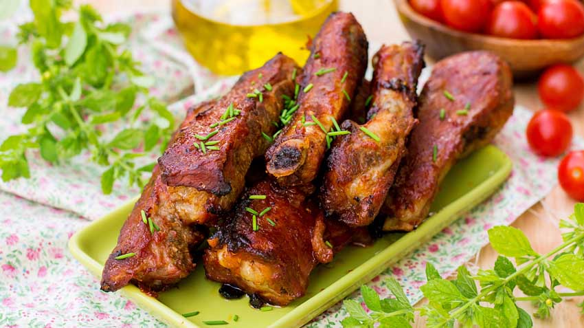 Simple steps to keep pets safe from trash hazards