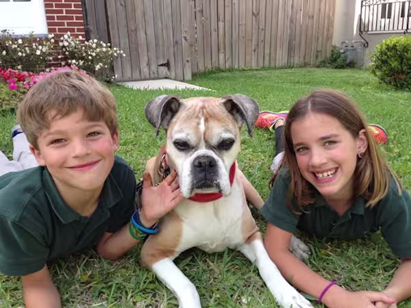 Molly-and-Kids_HN