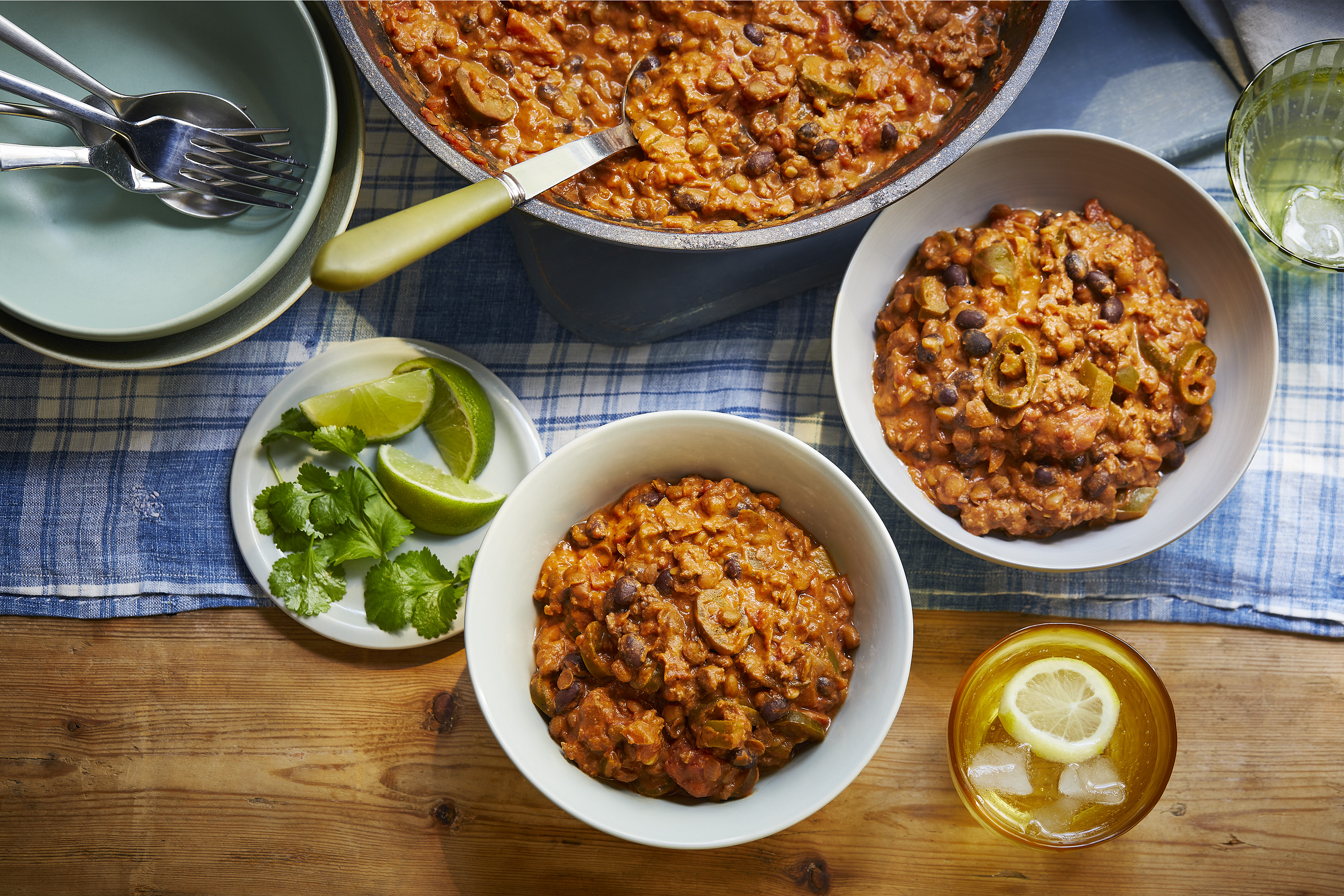 Smoky Peanut Butter Veggie Chilli