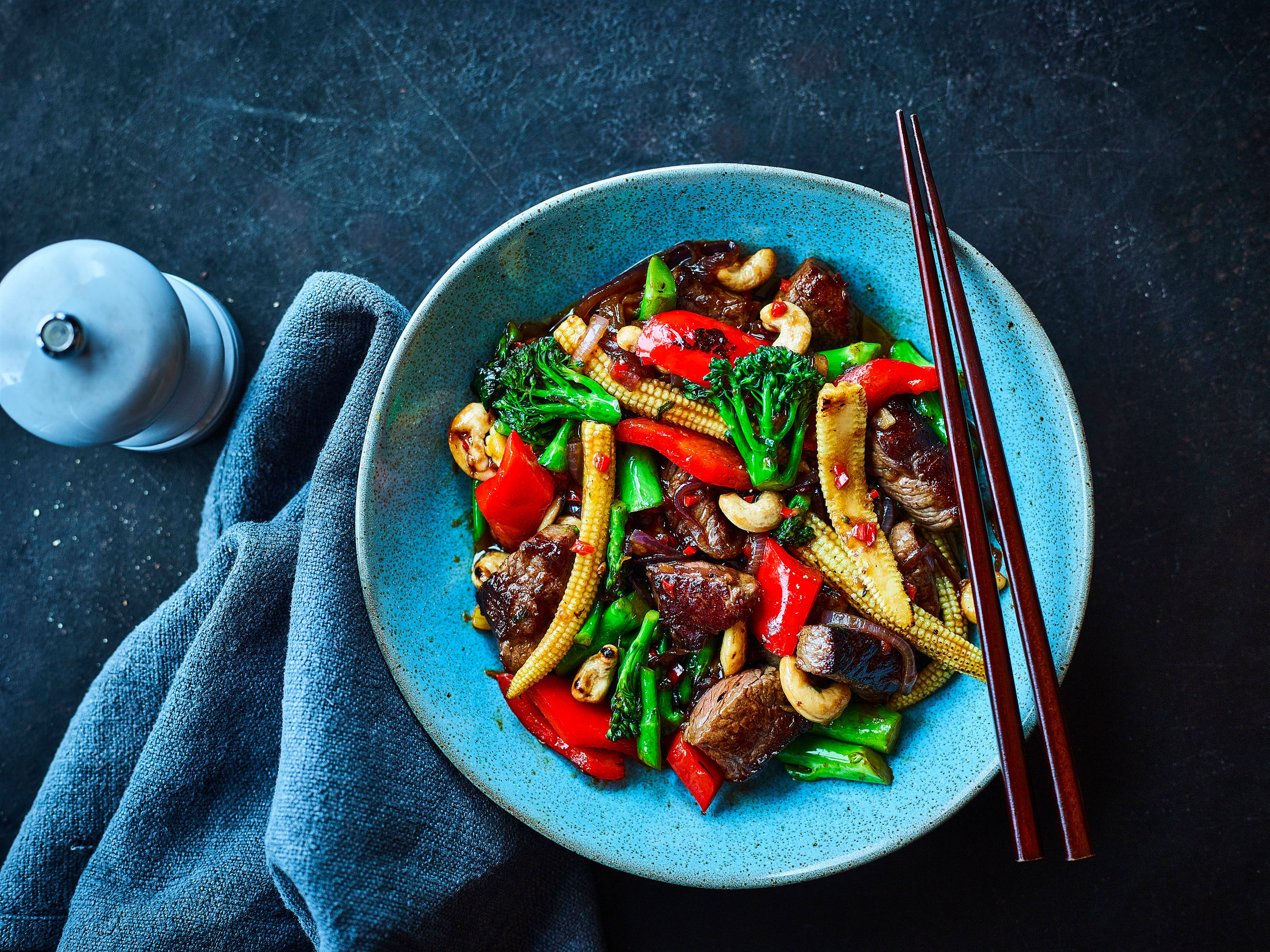 Steak, Ginger and Cashew Stir Fry