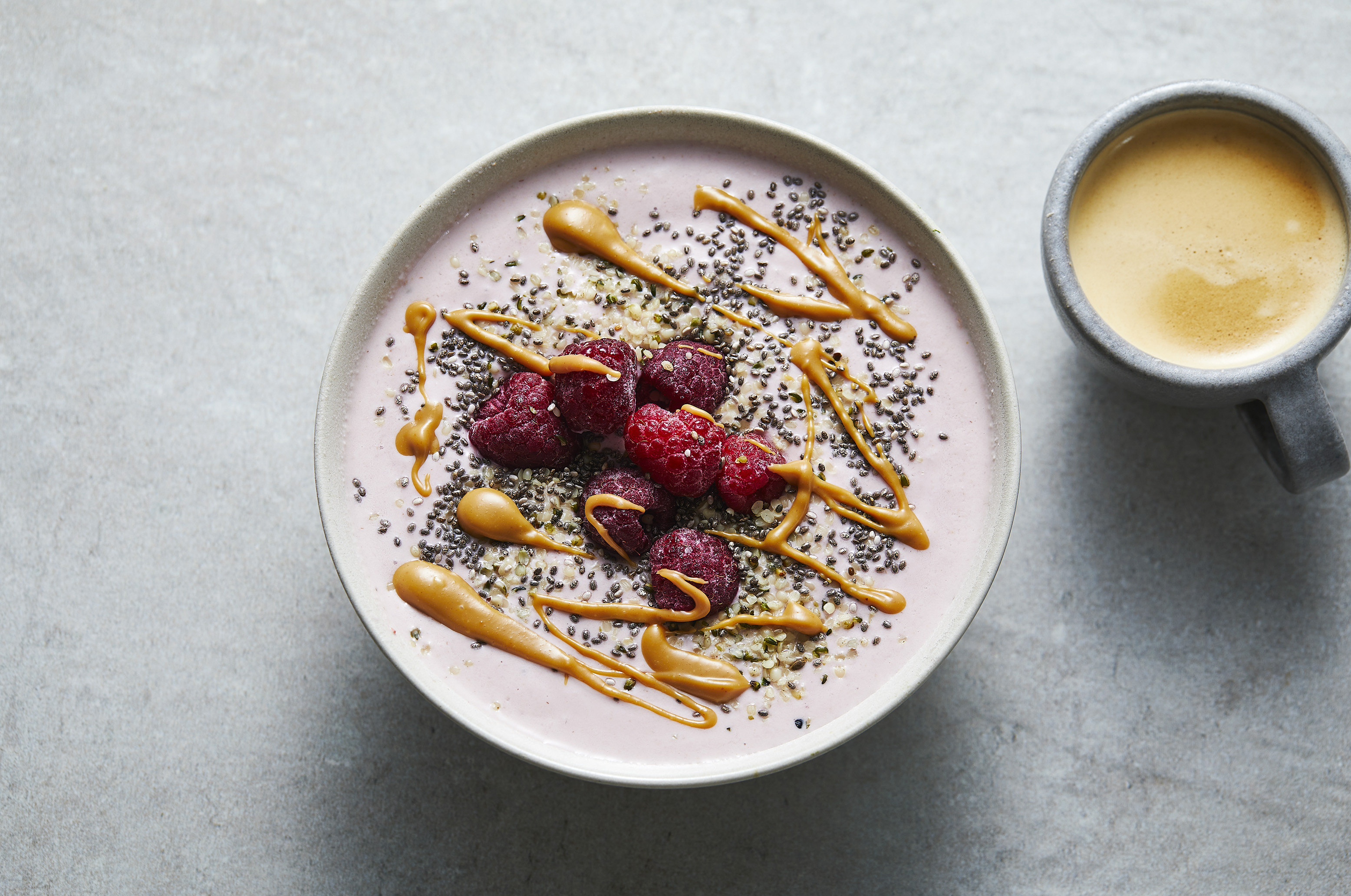 Raspberry and Peanut Butter Smoothie Bowl