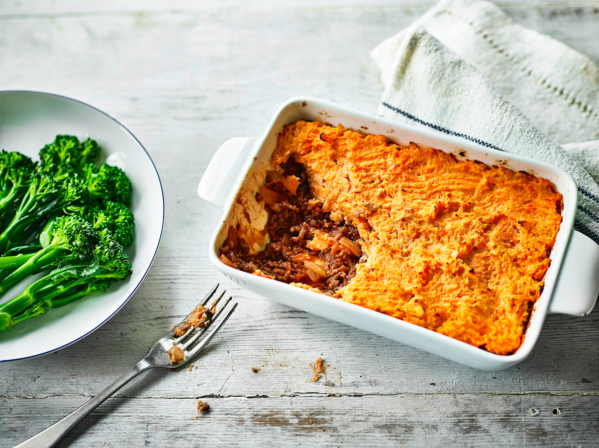 Sweet Potato Cottage Pie / The Body Coach
