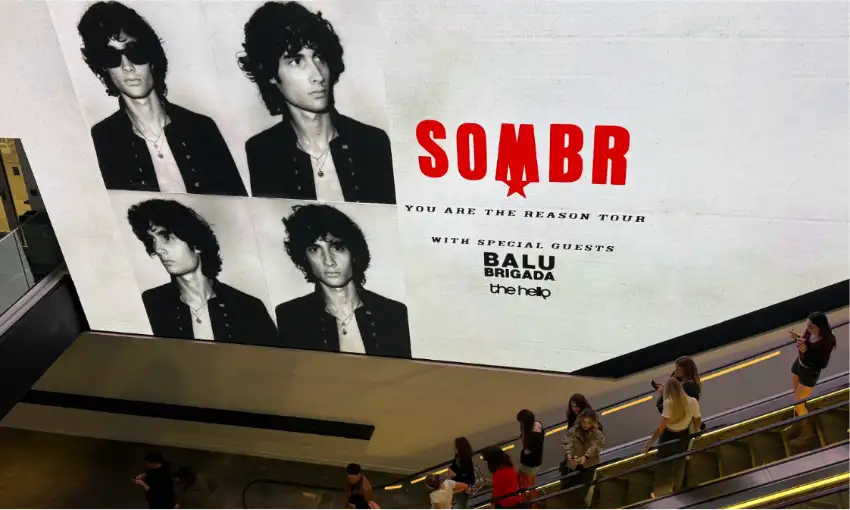 Sombr Front Row