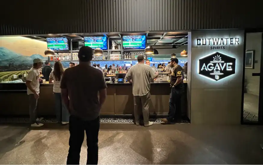 Cutwater Agave Club Front Row