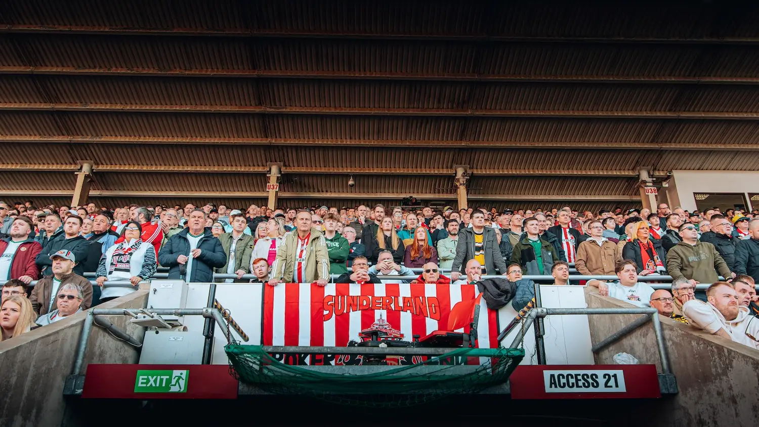 Fan in stand-37--1500