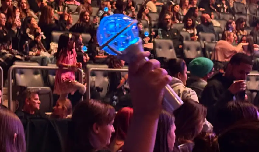 KATSEYE Front Row
