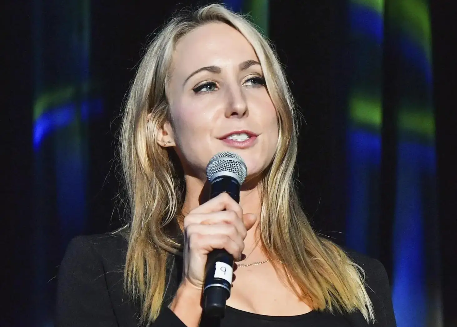 Nikki Glaser Announces “The Stunning Tour” for 2026: Full Schedule and How to Get Tickets