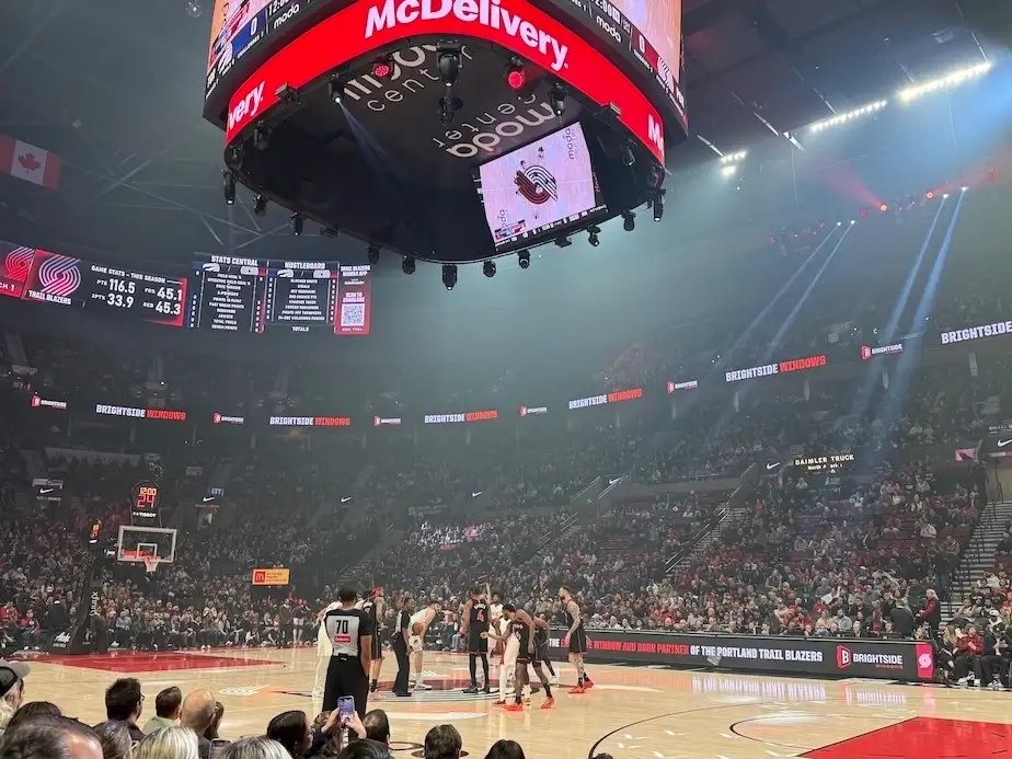 What Portland Trail Blazers courtside seats are really like: Food, premium access and tips