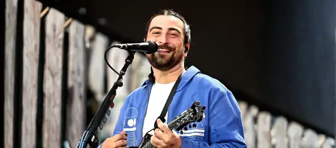 Noah Kahan reveals "The Great Divide" 2026 tour: Dates, venues and how to get tickets