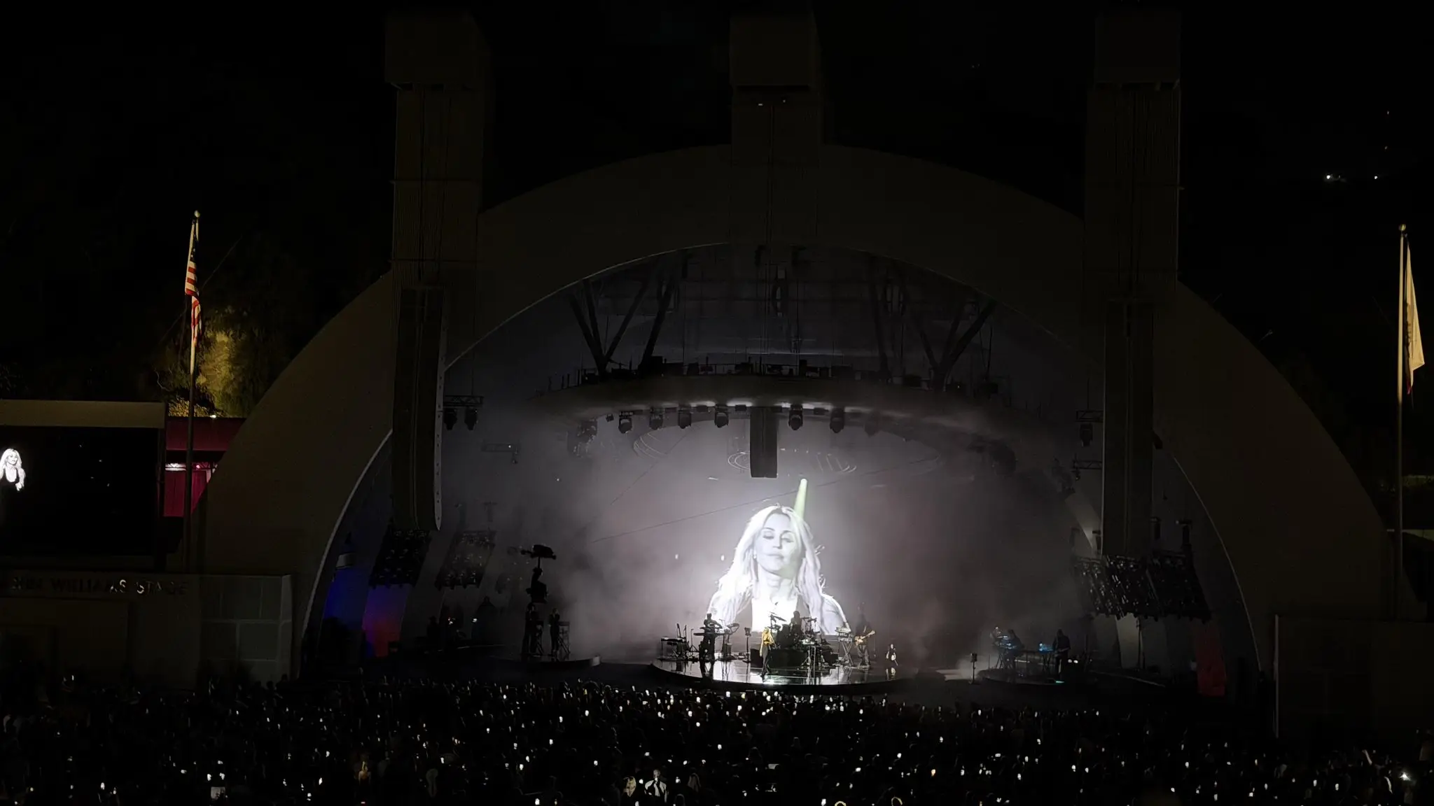 Miley miley-cyrus-hollywood-bowl-wide
