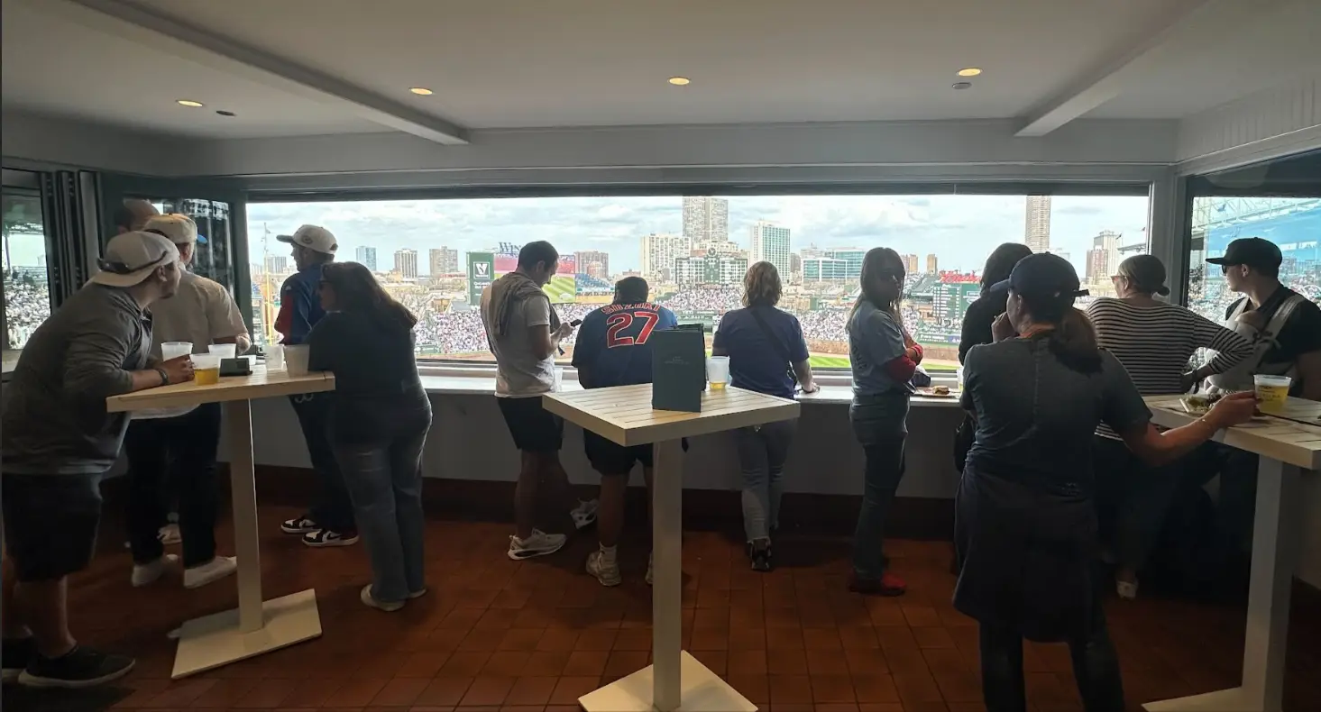 What premium seats are like at Cubs games: Inside the Catalina Club