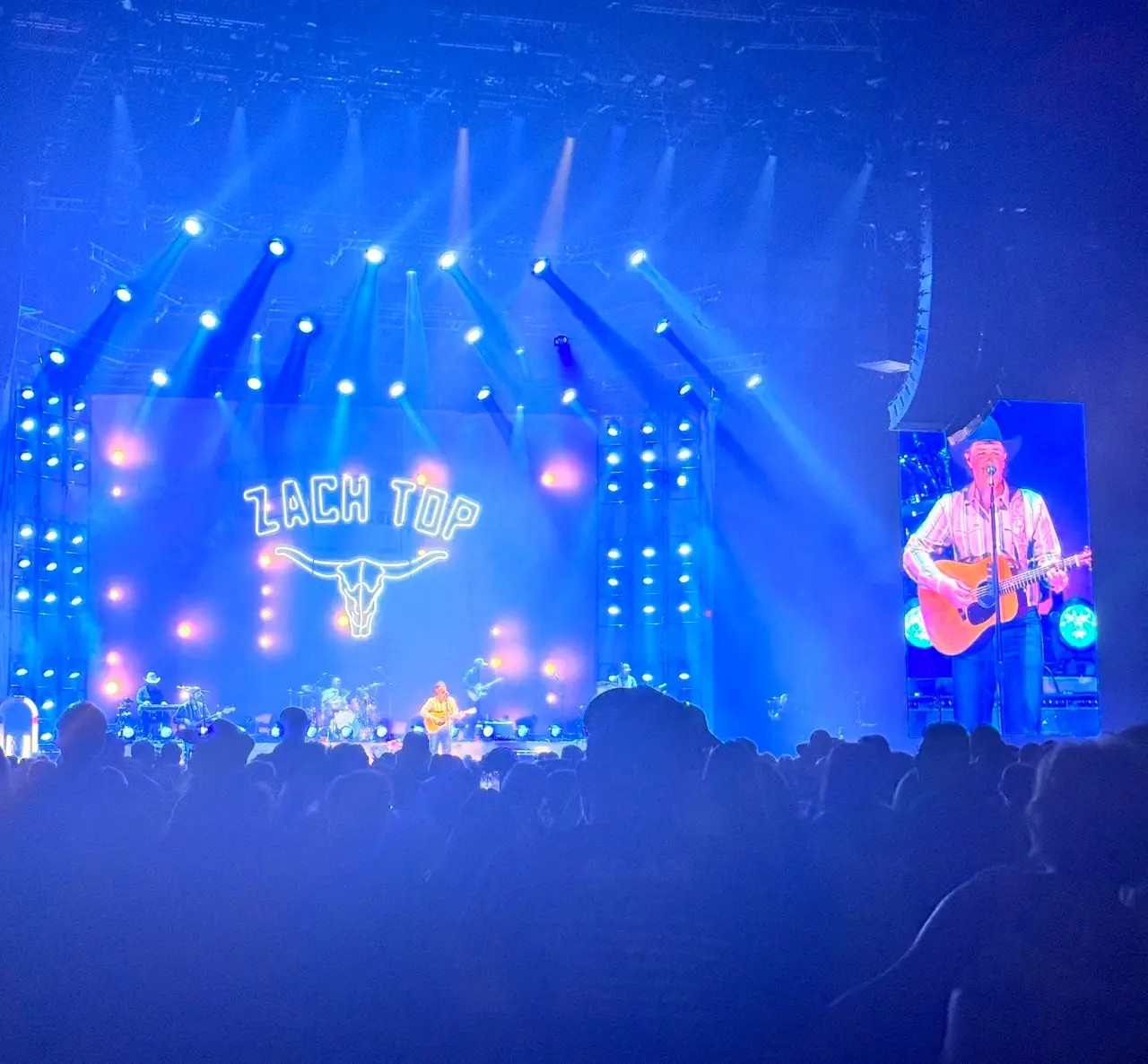 What to expect at Zach Top’s 'Cold Beer & Country Music' Tour: Setlist, start time, merch and more