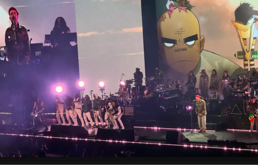 Gorillaz Front Row