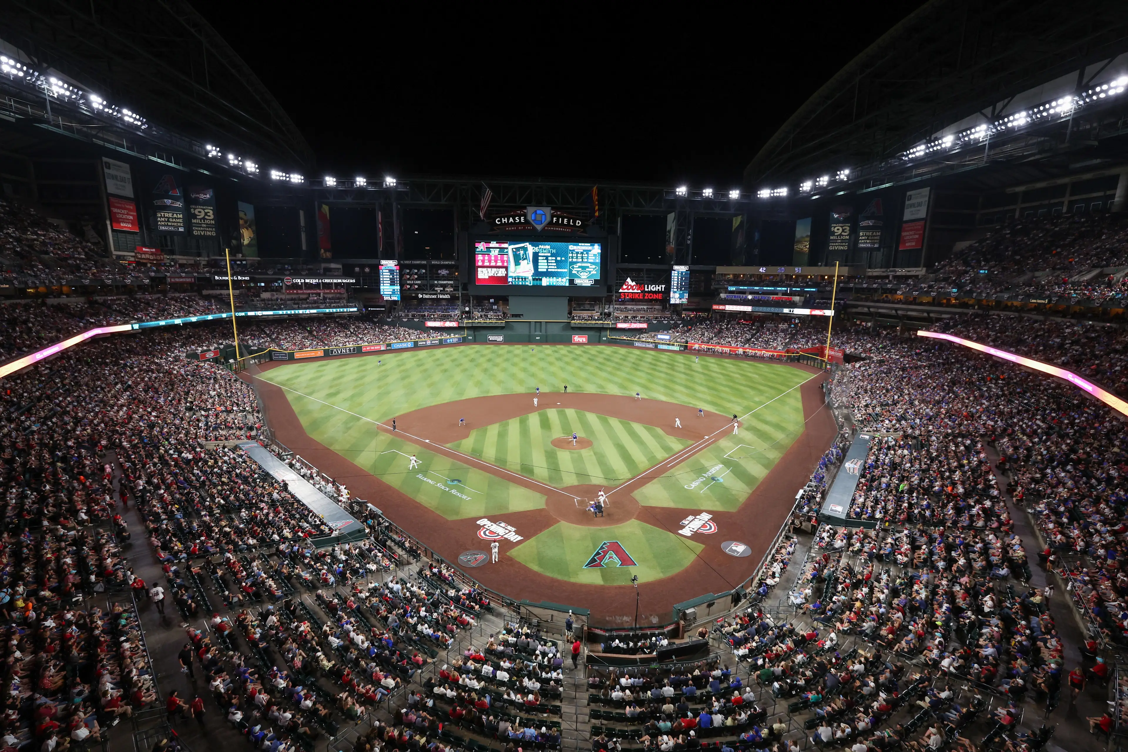 Chase Field: SeatGeek’s Guide to Phoenix’s Premier Ballpark