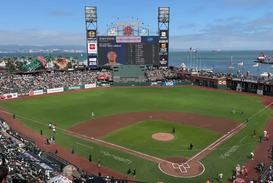 Best seats at Oracle Park for a Giants game: From Alaska Airlines Club to the Arcade