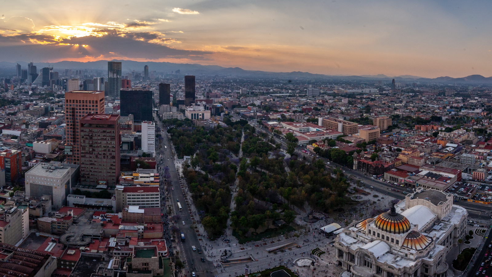 Mexico City_Reshaping Consumer Environments 2023 (1)