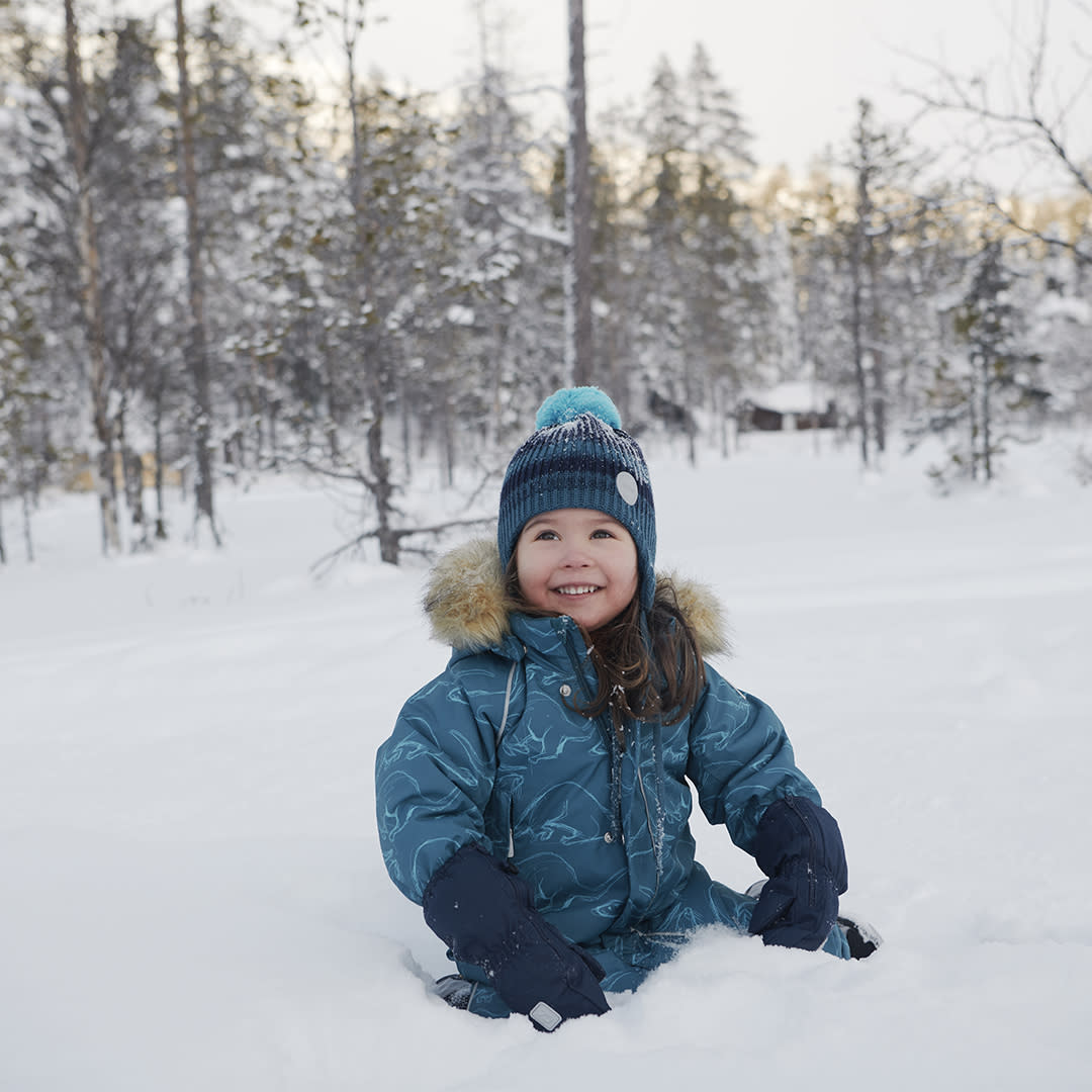 Blog how to dress toddler for winter - mobile hero