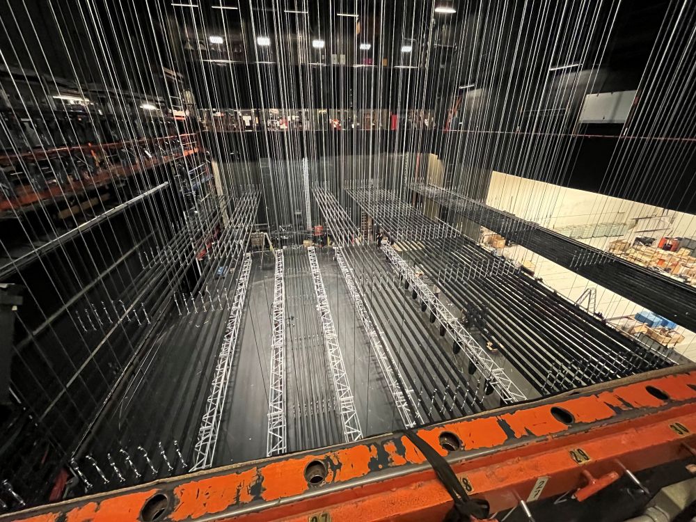 DCRT - Fly Bars Above