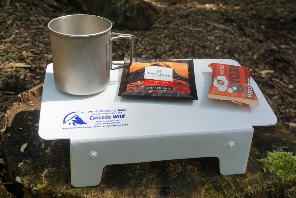 cascade wild ultralight backpacking table