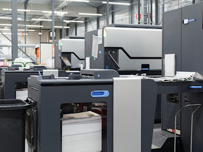 digitaal drukwerk
digitaal drukken
digitaal printwerk
digitale drukkerij
digitale drukker
kleine oplage drukken