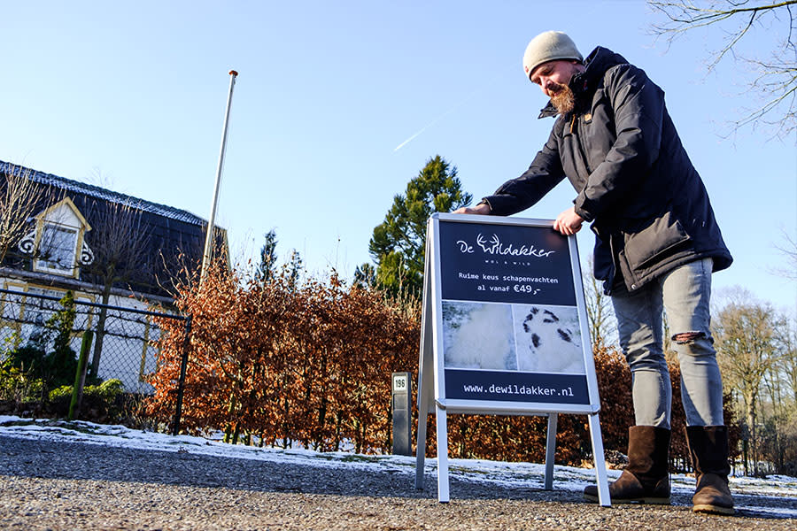 stoepbord-met-poster