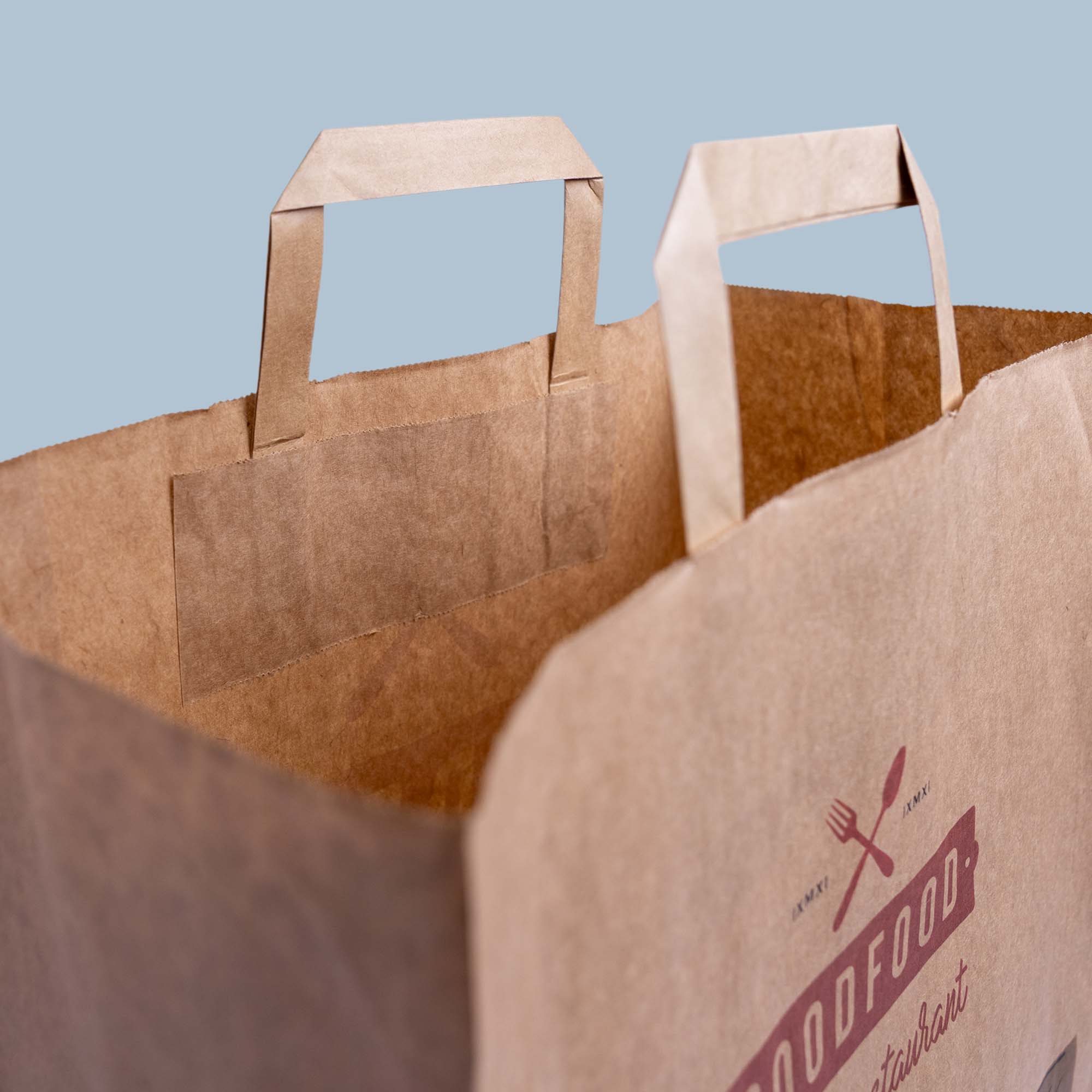 BudgetPapierenTassenHandvat4