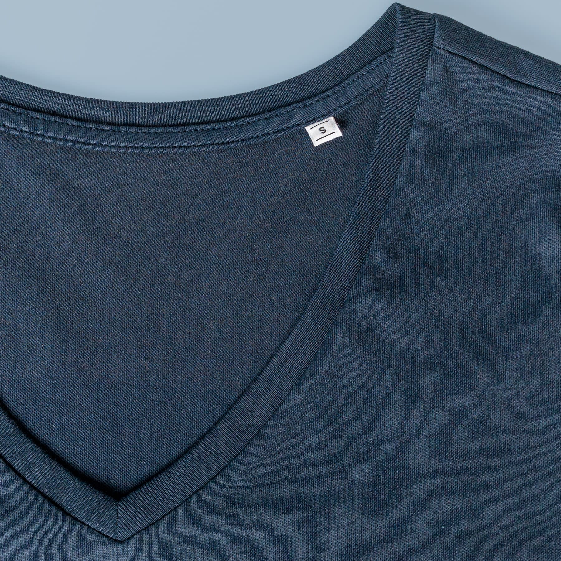 duurzaam-basic-met-v-hals-boordvrouw-min