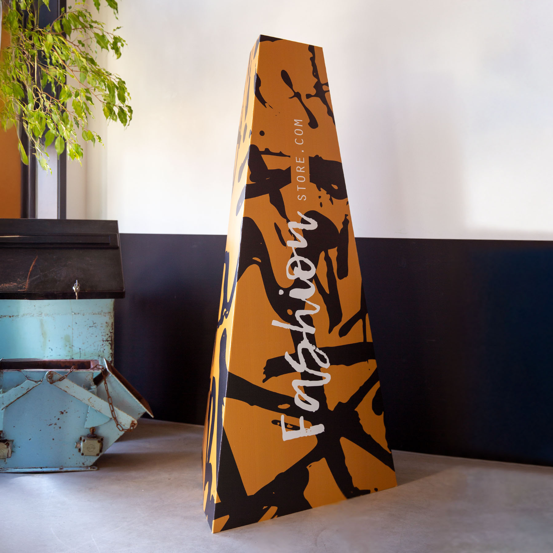 pos-materiaal-winkelaankleding totems
