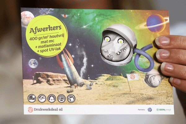 drukwerkafwerking matlaminaat spot UV