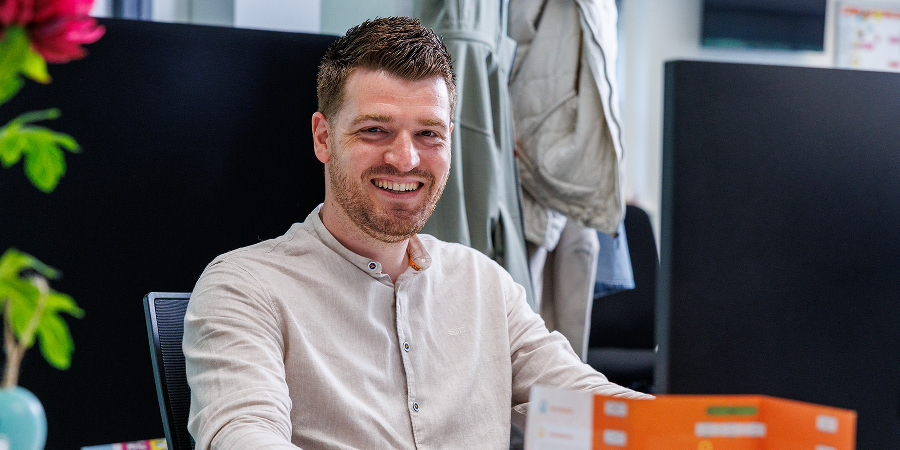 [DO NOT DELETE] Contact Email Image