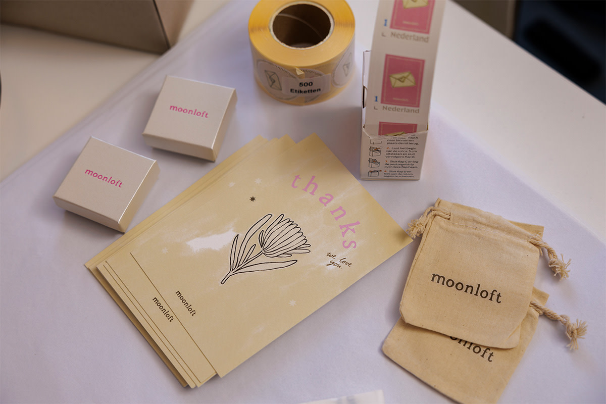 afb Moonloft-3