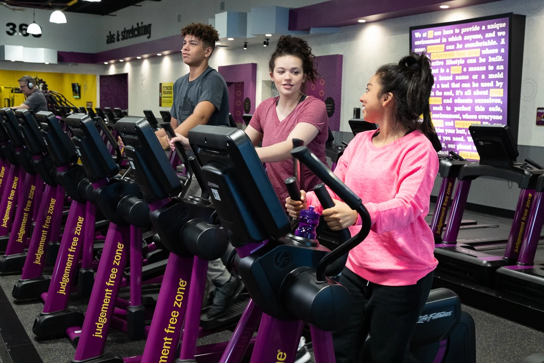 Gym Tips for Teens: Making the Most of the PF Teen Summer Challenge 