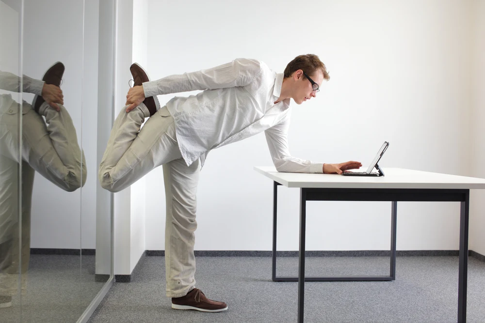 What Is Active Sitting and Should You Try It? 