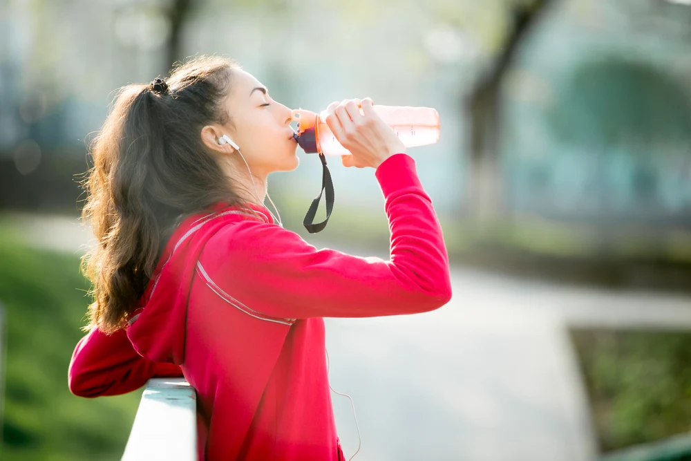 Looking for a Summer Workout to Keep You Active? Here are 4 Effective Exercises to Try 
