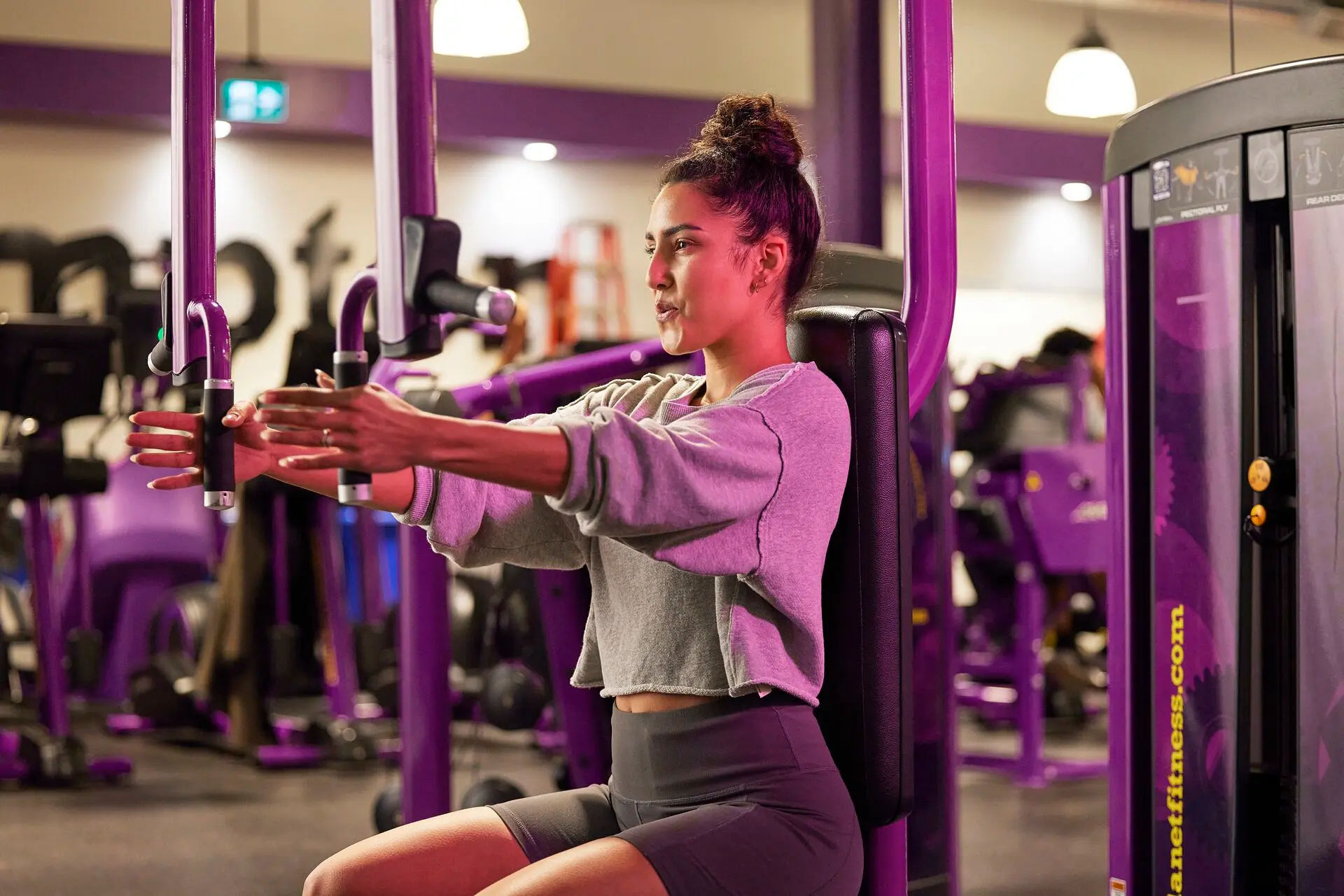 Beginner Basics: A 30-Minute Gym Machine Workout Routine